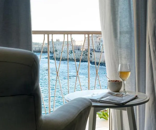 La Baia Di Ortigia Syracuse